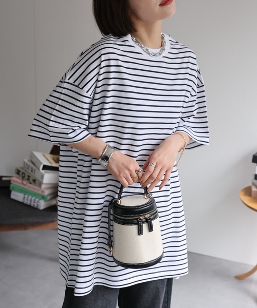 ap retro(アプレトロ)の「【USAコットン】オーバーサイズリラックスTシャツ / 半袖 / 春夏(Tシャツ/カットソー・レディース・ホワイト/ネイビー×ホワイト/グレー/ブラック/グレイッシュベージュ・FREE)」の5枚目の写真
