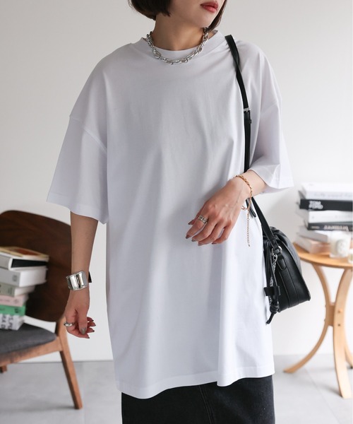 ap retro(アプレトロ)の「【USAコットン】オーバーサイズリラックスTシャツ / 半袖 / 春夏(Tシャツ/カットソー・レディース・ホワイト/ネイビー×ホワイト/グレー/ブラック/グレイッシュベージュ・FREE)」の11枚目の写真