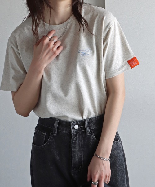 COURO（コウロ）の「【FOXRUN/フォックスラン】 別注ワンポイント刺繍Tシャツ（Tシャツ/カットソー・レディース・オートミール/ネイビー/ブラック系/キナリ/チャコール/ホワイト/ライトグレー系/クリーム/チャコールグレー/ネイビー系/ブラック/ホワイト系・M/L）」の10枚目の写真