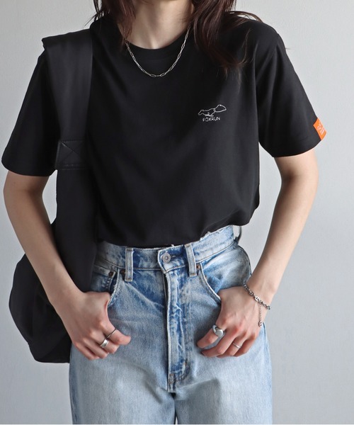 COURO（コウロ）の「【FOXRUN/フォックスラン】 別注ワンポイント刺繍Tシャツ（Tシャツ/カットソー・レディース・オートミール/ネイビー/ブラック系/キナリ/チャコール/ホワイト/ライトグレー系/クリーム/チャコールグレー/ネイビー系/ブラック/ホワイト系・M/L）」の13枚目の写真