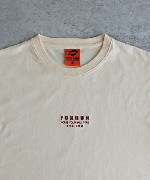 COURO（コウロ）の「【FOXRUN/フォックスラン】 別注ワンポイント刺繍Tシャツ（Tシャツ/カットソー・レディース・オートミール/ネイビー/ブラック系/キナリ/チャコール/ホワイト/ライトグレー系/クリーム/チャコールグレー/ネイビー系/ブラック/ホワイト系・M/L）」の17枚目の写真