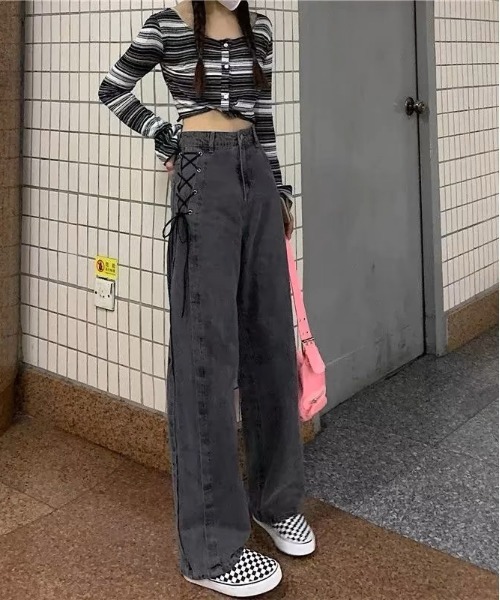 .KOM(ドットコム)の「『.KOM/ドットケーオーエム』ワンサイドリボンデニムパンツ【Y】【CN】(デニムパンツ・レディース・グレー・L/M)」の4枚目の写真