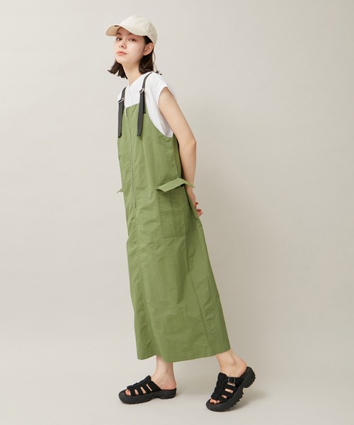 ROPE' PICNIC(ロペピクニック)の「ハーフジップワンピース(ジャンパースカート・レディース・キャメル/カーキ/チャコールグレー・38)」の11枚目の写真