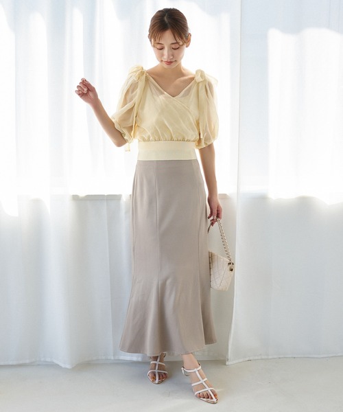 mysty woman（ミスティウーマン）の「リボンカシュクールプルオーバー　120988（Tシャツ/カットソー・レディース・ブラック/ライトブルー/オフホワイト/グレイッシュベージュ・FREE）」の13枚目の写真