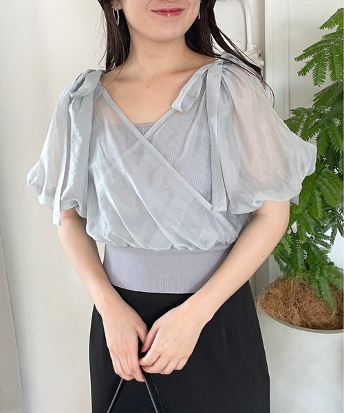 mysty woman（ミスティウーマン）の「リボンカシュクールプルオーバー　120988（Tシャツ/カットソー・レディース・ブラック/ライトブルー/オフホワイト/グレイッシュベージュ・FREE）」の16枚目の写真