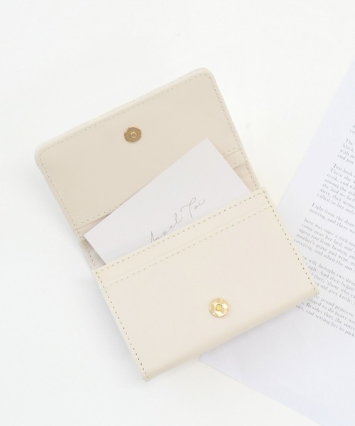 ALTROSE（アルトローズ）の「名刺ケース 名刺入れ カードケース キルティング ジェニファー（名刺入れ・レディース・アイボリー/ブラック/グレー・FREE）」の8枚目の写真
