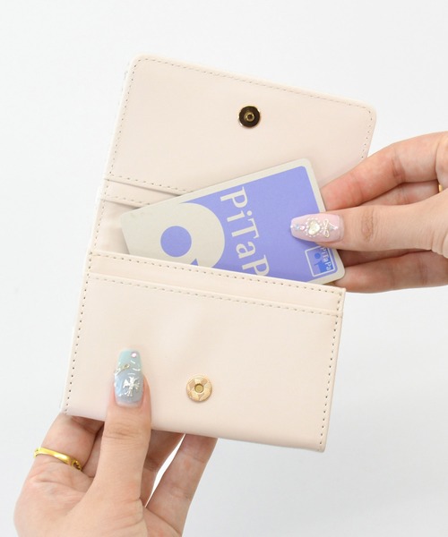 ALTROSE（アルトローズ）の「名刺ケース 名刺入れ カードケース キルティング ジェニファー（名刺入れ・レディース・アイボリー/ブラック/グレー・FREE）」の9枚目の写真