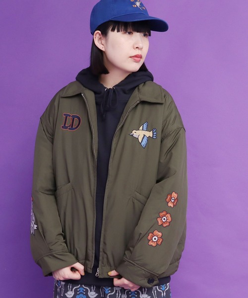 didizizi（ディディジジ）の「DD刺繍JK（ブルゾン・レディース・ベージュ/カーキ/ブラック・FREE）」の3枚目の写真