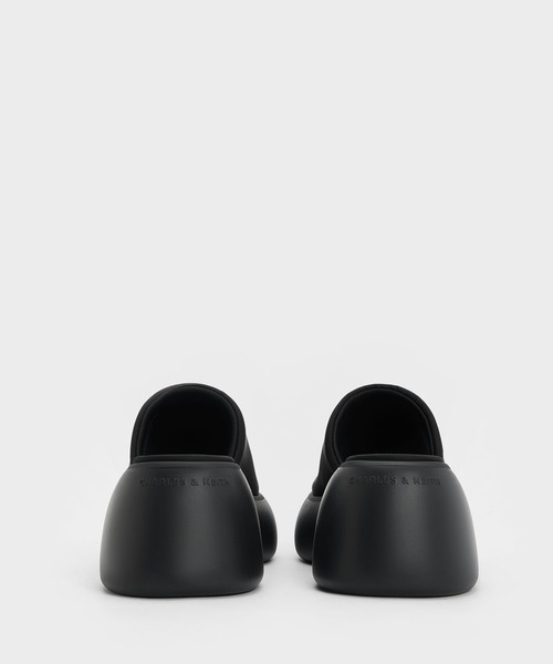 CHARLES & KEITH（チャールズ & キース）の「Baxieバシーシルクプラットフォームミュール（サンダル・レディース・オフホワイト/ブラック系その他2/ブラック系その他4・23.5cm/23cm/25.5cm/25cm/24.5cm/22.5cm）」の11枚目の写真