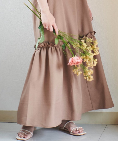 mil(ミル)の「【150㎝前後の小柄さんサイズ】サイドギャザーキャミワンピース(ワンピース・レディース・ブラック/モカ/グレイッシュベージュ・XS/S)」の11枚目の写真