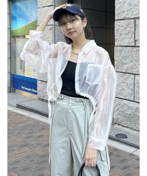 MURUA(ムルーア)の「ヘムドロストシアーシャツ(シャツ/ブラウス・レディース・ピンク/グレー/ホワイト/その他1/その他2・FREE)」の13枚目の写真