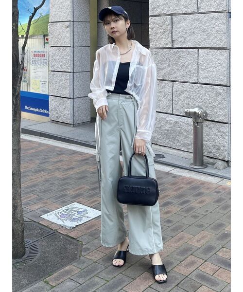 MURUA(ムルーア)の「ヘムドロストシアーシャツ(シャツ/ブラウス・レディース・ピンク/グレー/ホワイト/その他1/その他2・FREE)」の16枚目の写真