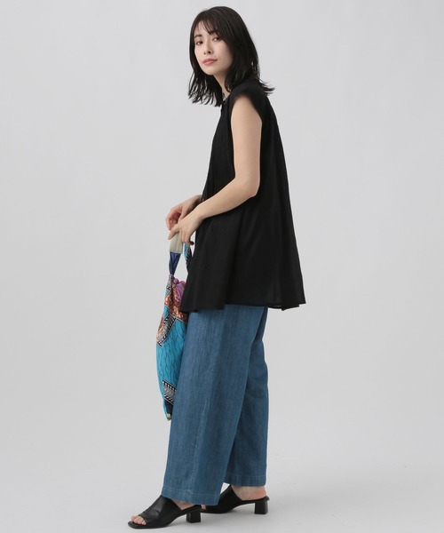 Elura（エルーラ）の「ボイルピンタックノースリブラウス/104353（シャツ/ブラウス・レディース・ブルー/ブラック/ホワイト・FREE）」の10枚目の写真