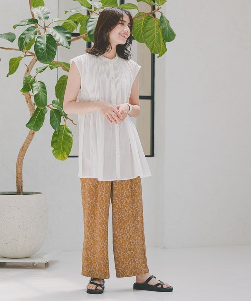 Elura（エルーラ）の「ボイルピンタックノースリブラウス/104353（シャツ/ブラウス・レディース・ブルー/ブラック/ホワイト・FREE）」の20枚目の写真