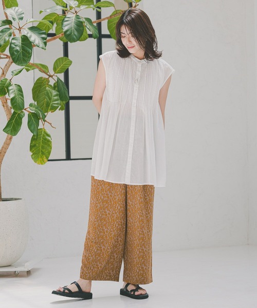 Elura（エルーラ）の「ボイルピンタックノースリブラウス/104353（シャツ/ブラウス・レディース・ブルー/ブラック/ホワイト・FREE）」の21枚目の写真