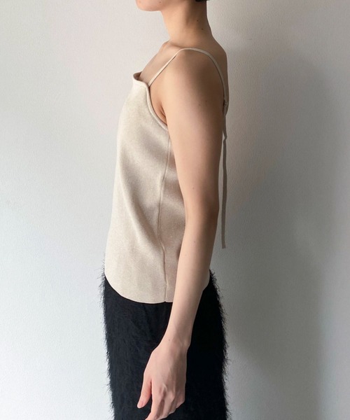 Doux archives（ドゥアルシーヴ）の「カップ付きニットキャミ（キャミソール・レディース・ベージュ/ブラック・FREE）」の14枚目の写真