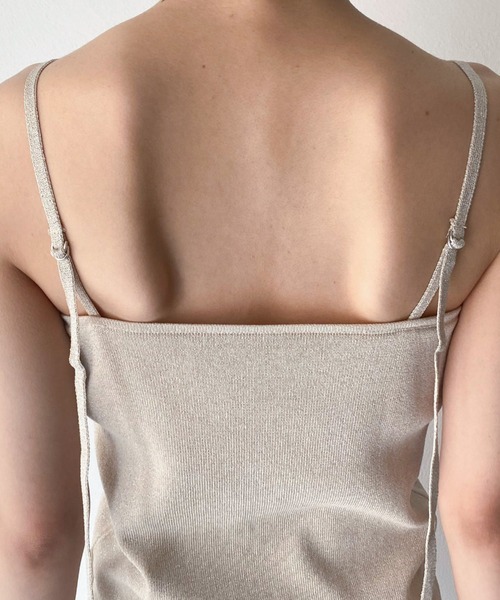 Doux archives（ドゥアルシーヴ）の「カップ付きニットキャミ（キャミソール・レディース・ベージュ/ブラック・FREE）」の3枚目の写真