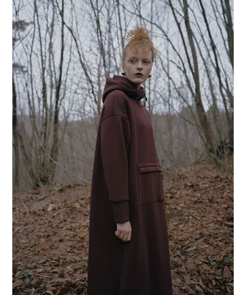 UN3D.（アンスリード）の「HEM GATHER HOODIE OP / ヘムギャザー