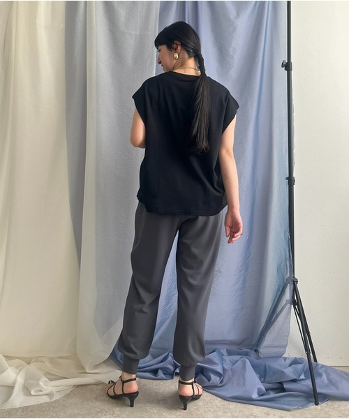 LHELBIE（レルビエ）の「ウエストタックジョガーパンツ（その他パンツ・レディース・チャコールグレー/レッド/ブルー/ブラック・M）」の7枚目の写真