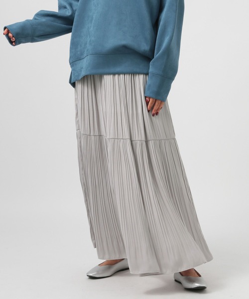 BAYFLOW（ベイフロー）の「[落ち感のある生地]プリーツ切り替えスカート（スカート・レディース・グレー/ベージュ/ブルー・SMALL/MEDIUM）」の15枚目の写真