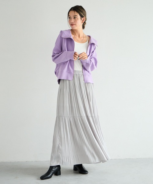 BAYFLOW（ベイフロー）の「[落ち感のある生地]プリーツ切り替えスカート（スカート・レディース・グレー/ベージュ/ブルー・SMALL/MEDIUM）」の4枚目の写真