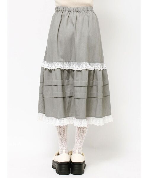 merry jenny(メリージェニー)の「タックフリルミディスカート(スカート・レディース・ブラック/グレー・FREE)」の3枚目の写真