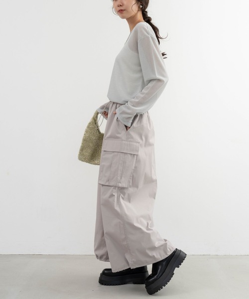 refinedworks(リファインドワークス)の「【refinedworkds】 ラメ生地で肌側はチクチクしないカットソー!(Tシャツ/カットソー・レディース・グレー/オフホワイト/ブラック・FREE)」の17枚目の写真