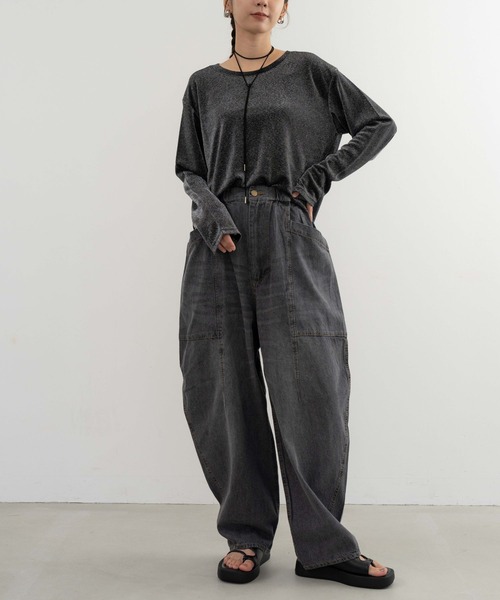 refinedworks(リファインドワークス)の「【refinedworkds】 ラメ生地で肌側はチクチクしないカットソー!(Tシャツ/カットソー・レディース・グレー/オフホワイト/ブラック・FREE)」の14枚目の写真