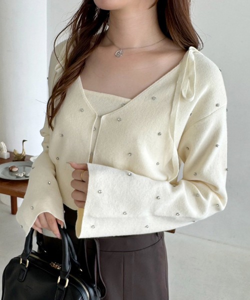 one after another NICE CLAUP(ワンアフターアナザーナイスクラップ)の「ビジューニットカーディガン【セットで着れるビスチェあり】(カーディガン/ボレロ・レディース・レッド/ピンク/ブラック/アイボリー/杢グレー・FREE)」の7枚目の写真