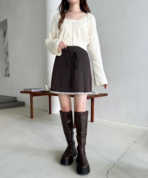 one after another NICE CLAUP(ワンアフターアナザーナイスクラップ)の「ビジューニットカーディガン【セットで着れるビスチェあり】(カーディガン/ボレロ・レディース・レッド/ピンク/ブラック/アイボリー/杢グレー・FREE)」の9枚目の写真