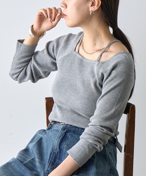 COLONY 2139(コロニートゥーワンスリーナイン)の「PBTレイヤード風ニット(ニット/セーター・レディース・オフホワイト/グレー/ブラック/レッド/グレー系その他/ブルー/ブラウン/ピンク・FREE)」の4枚目の写真