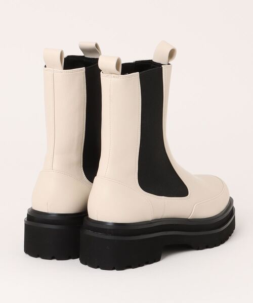 emmi（エミ）の「ecoミドル丈サイドゴアブーツ（ブーツ）」 - WEAR
