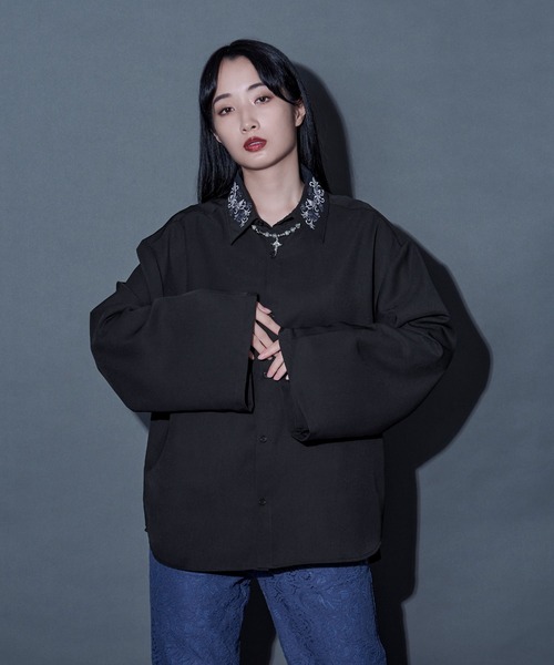 Ellno Loset（エルノロゼット）の「フレアスリーブフラワー刺繍シャツ（シャツ/ブラウス・メンズ・ブラック/ブルー系その他/オフホワイト・MEDIUM/SMALL/LARGE）」の6枚目の写真