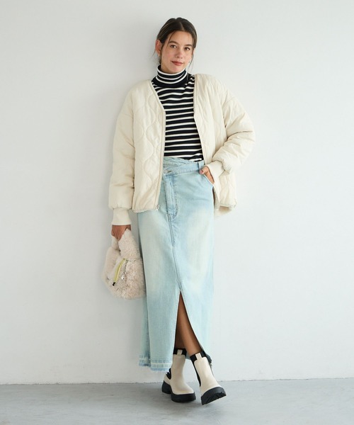 BAYFLOW(ベイフロー)の「ボアリバーシブルブルゾン(ブルゾン・レディース・カーキ/ブラック/オフホワイト・SMALL/MEDIUM)」の4枚目の写真