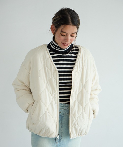 BAYFLOW(ベイフロー)の「ボアリバーシブルブルゾン(ブルゾン・レディース・カーキ/ブラック/オフホワイト・SMALL/MEDIUM)」の7枚目の写真