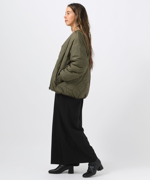 BAYFLOW(ベイフロー)の「ボアリバーシブルブルゾン(ブルゾン・レディース・カーキ/ブラック/オフホワイト・SMALL/MEDIUM)」の18枚目の写真