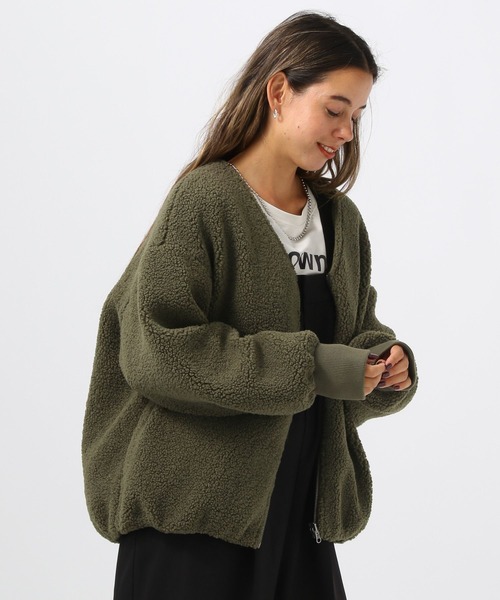 BAYFLOW(ベイフロー)の「ボアリバーシブルブルゾン(ブルゾン・レディース・カーキ/ブラック/オフホワイト・SMALL/MEDIUM)」の20枚目の写真