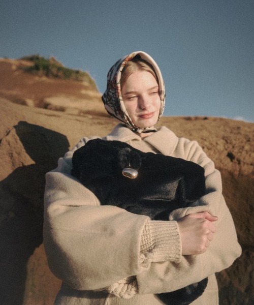 nunela（ヌネラ）の「Fur shoulder bag【No.3】（ショルダーバッグ・レディース・ブラウン/ナチュラル/ブラック・FREE）」の6枚目の写真