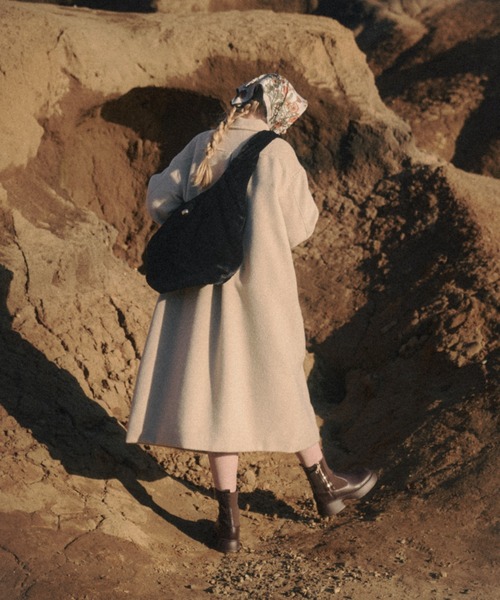 nunela（ヌネラ）の「Fur shoulder bag【No.3】（ショルダーバッグ・レディース・ブラウン/ナチュラル/ブラック・FREE）」の8枚目の写真