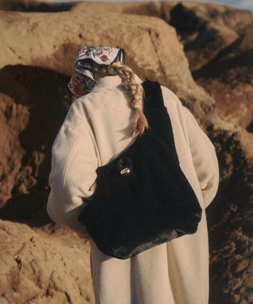 nunela（ヌネラ）の「Fur shoulder bag【No.3】（ショルダーバッグ・レディース・ブラウン/ナチュラル/ブラック・FREE）」の12枚目の写真