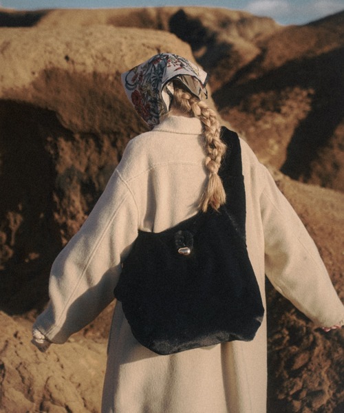 nunela（ヌネラ）の「Fur shoulder bag【No.3】（ショルダーバッグ・レディース・ブラウン/ナチュラル/ブラック・FREE）」の13枚目の写真