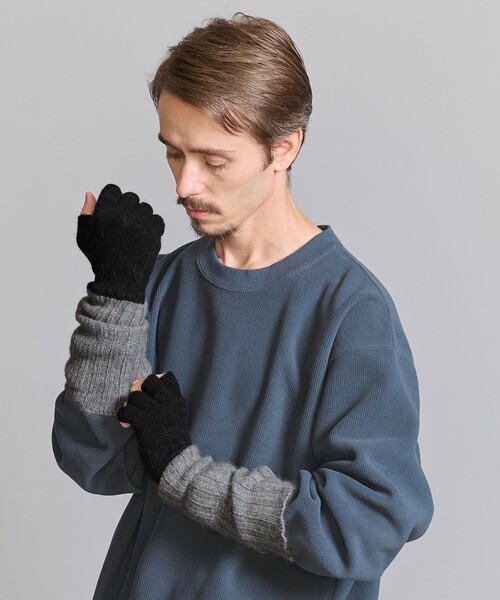 BEAUTY&YOUTH UNITED ARROWS（ビューティーアンドユースユナイテッドアローズ）の「【別注】 ＜SANTACANA＞ フィンガーレス グローブ（手袋・メンズ・マスタード/モカ/グレー・FREE）」の4枚目の写真