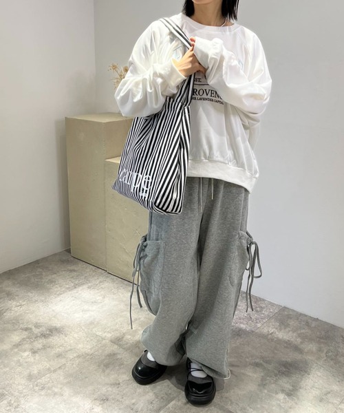 mebole(メボレ)の「フロントロゴスウェット(スウェット・レディース・グレー/アイボリー・FREE)」の6枚目の写真