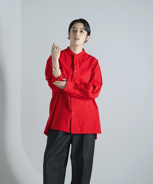 Aphlotus(アプロタス)の「サイドスリット スタンドカラーセミロング オーバーシャツ(シャツ/ブラウス・メンズ・ブラック/レッド/オフホワイト・LARGE/MEDIUM/SMALL)」の16枚目の写真