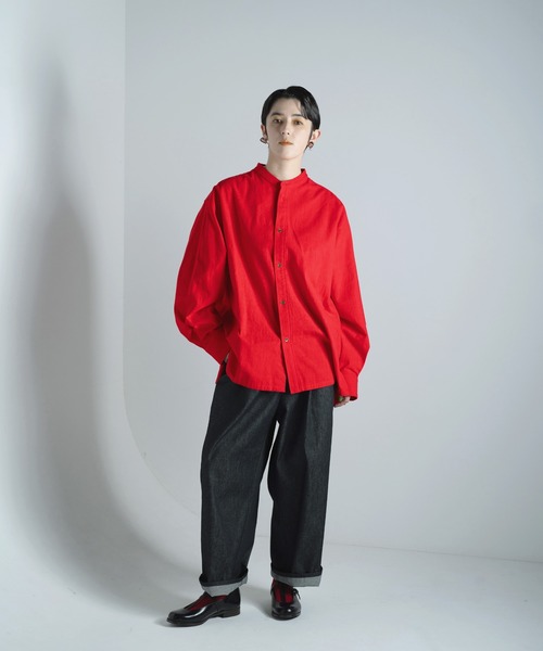 Aphlotus(アプロタス)の「サイドスリット スタンドカラーセミロング オーバーシャツ(シャツ/ブラウス・メンズ・ブラック/レッド/オフホワイト・LARGE/MEDIUM/SMALL)」の18枚目の写真