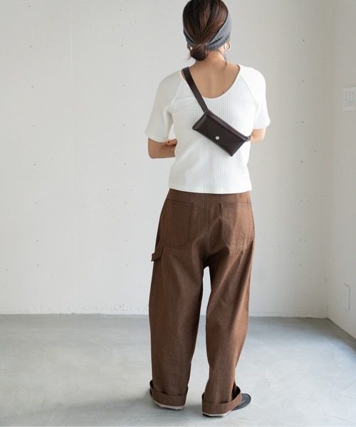 hwyl（ヒュイル）の「レザーベルトポーチ【本革】（ベルト・レディース・クリーム/ブラウン/ブラック・FREE）」の8枚目の写真