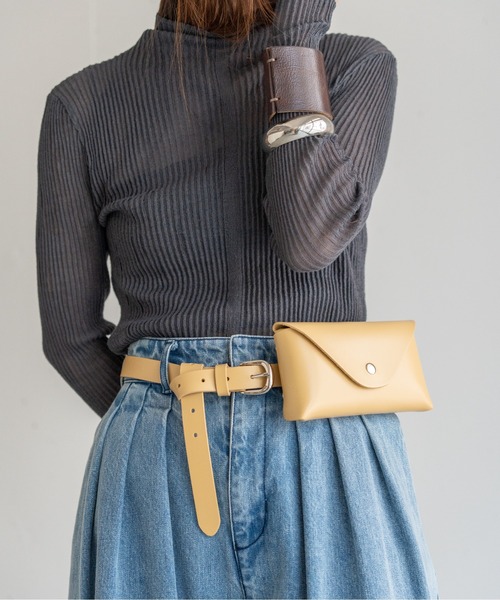 hwyl（ヒュイル）の「レザーベルトポーチ【本革】（ベルト・レディース・クリーム/ブラウン/ブラック・FREE）」の20枚目の写真