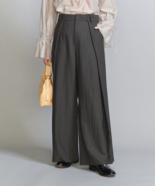 BEAUTY&YOUTH UNITED ARROWS(ビューティーアンドユースユナイテッドアローズ)の「セルロースナイロン インタック パンツ(スラックス・レディース・ダークグレー/オリーブ・L/M/S/XS)」の2枚目の写真