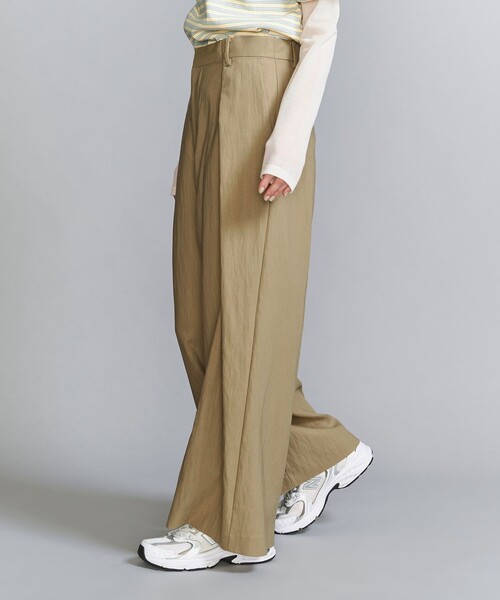 BEAUTY&YOUTH UNITED ARROWS(ビューティーアンドユースユナイテッドアローズ)の「セルロースナイロン インタック パンツ(スラックス・レディース・ダークグレー/オリーブ・L/M/S/XS)」の4枚目の写真