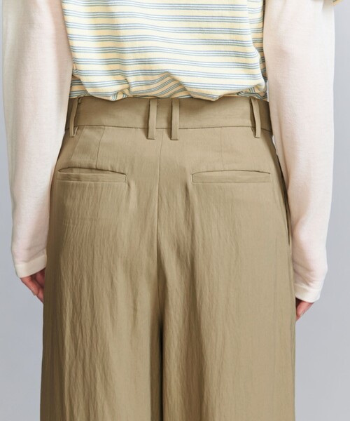 BEAUTY&YOUTH UNITED ARROWS(ビューティーアンドユースユナイテッドアローズ)の「セルロースナイロン インタック パンツ(スラックス・レディース・ダークグレー/オリーブ・L/M/S/XS)」の15枚目の写真